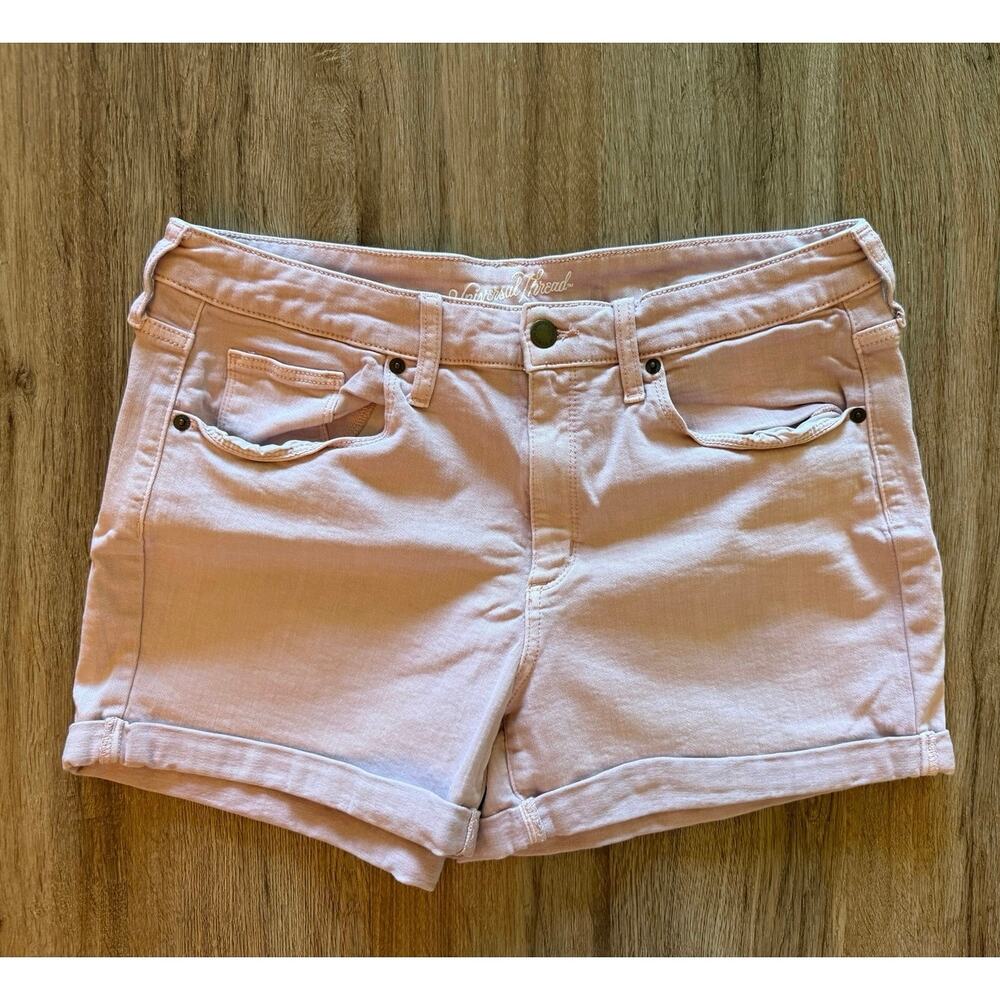 Universal Thread Light Pink Shorts Size 14